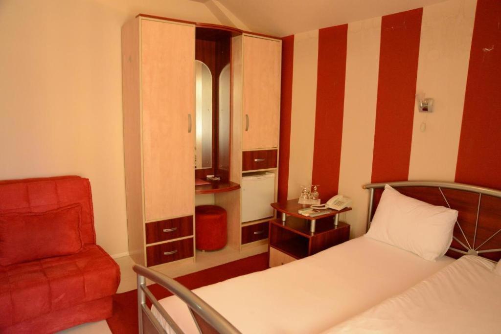 Hotel Zeneva 크라구예바츠 외부 사진