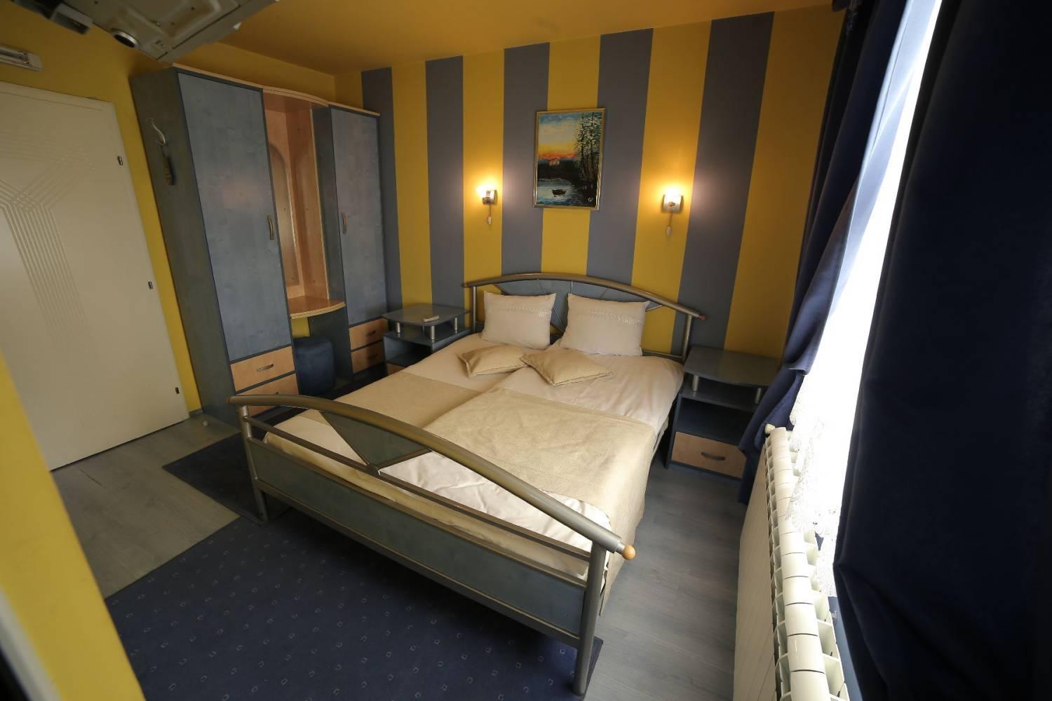 Hotel Zeneva 크라구예바츠 외부 사진
